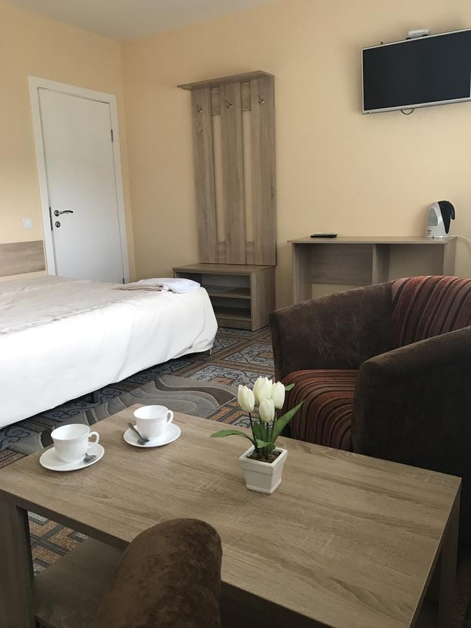 Olimpiyskiy Hotel Minszk Kültér fotó
